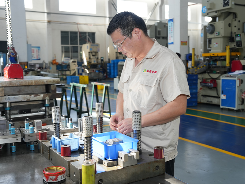 Aluminium stempelende perfectie - precisievorming van aluminium stempelende onderdelen